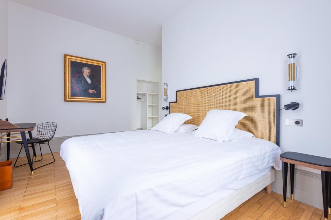 Hotel Mille Pas Voiron Kültér fotó